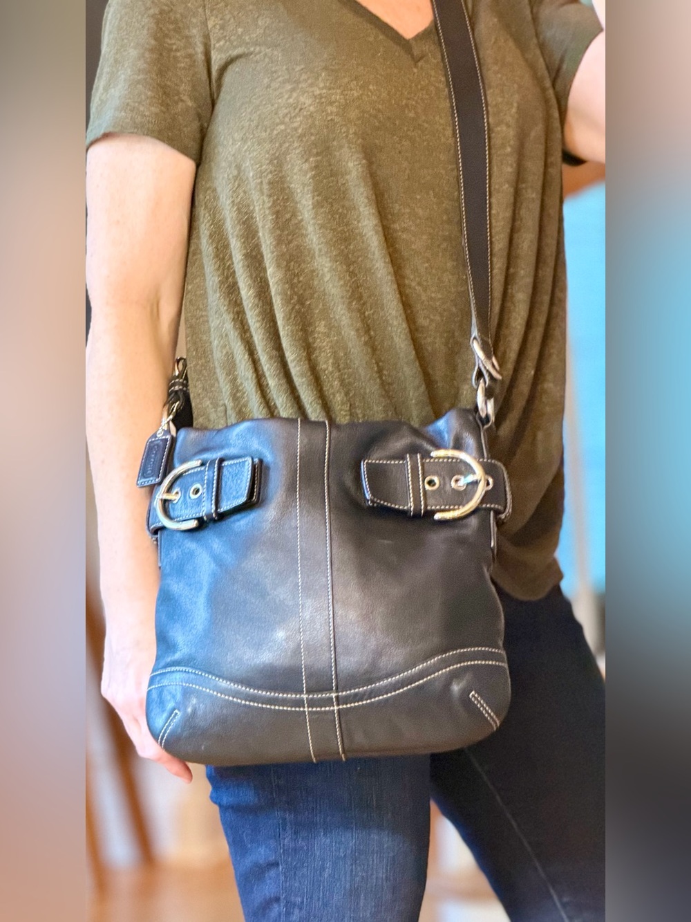 Coach Classic 2008 SoHo Black Leather Slim Duffle Shoulder Bag